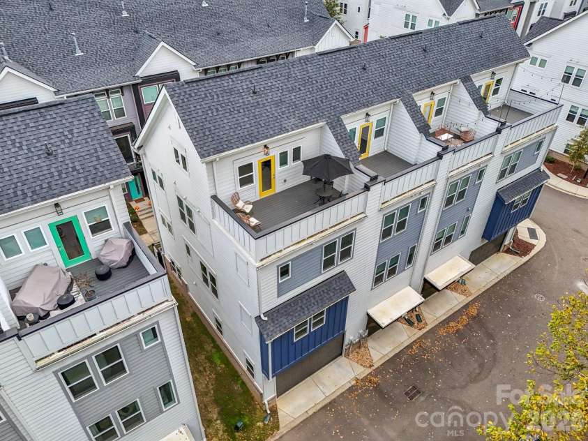 2242 Electric Lane, Charlotte, NC 28205.  MLS# CAR4315923, YatesRealty ID 2556. 