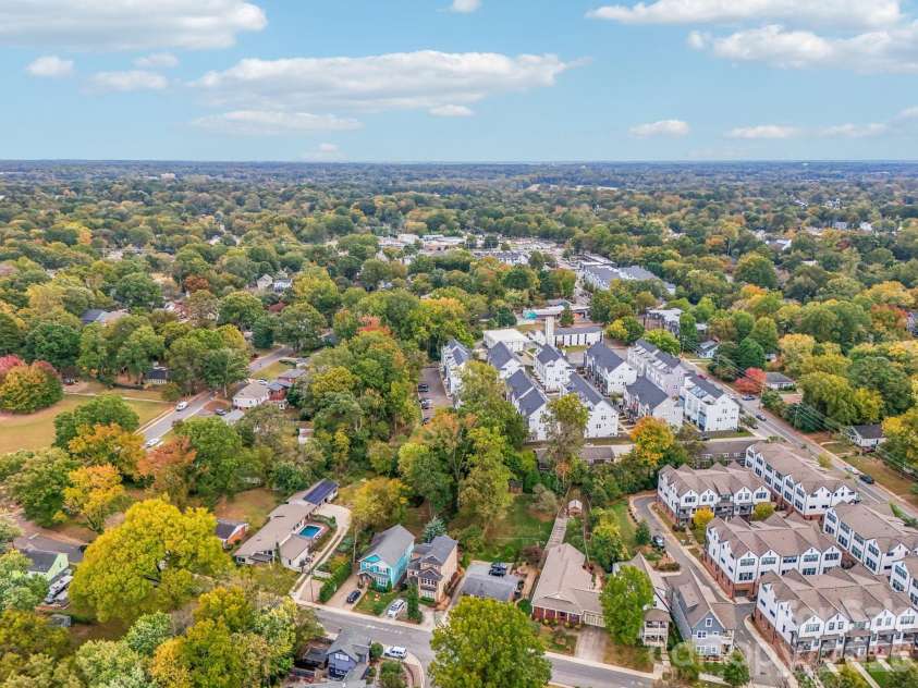 2242 Electric Lane, Charlotte, NC 28205.  MLS# CAR4315923, YatesRealty ID 2556. 