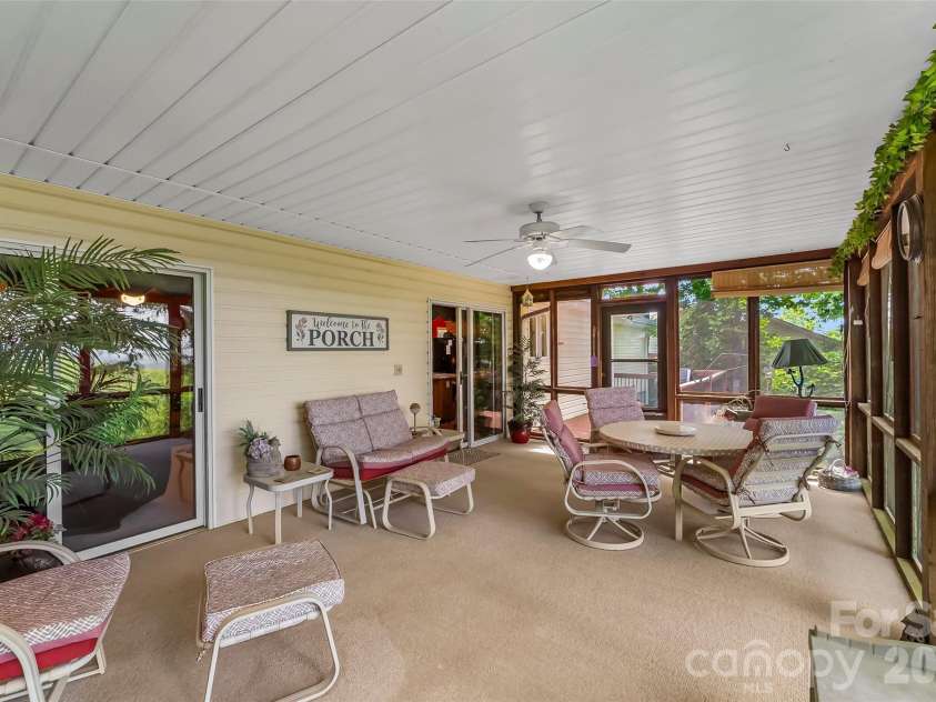120 Eagle Rock Trail, Hendersonville, NC 28739.  MLS# CAR4382276, YatesRealty ID 25561. 