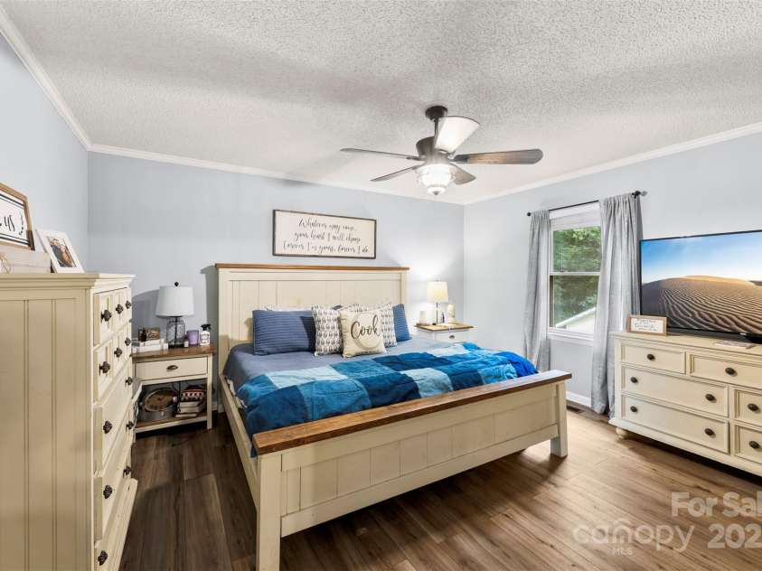 339 Deep Forest Court, Gastonia, NC 28056.  MLS# CAR4280940, YatesRealty ID 25561. Primary Bedroom