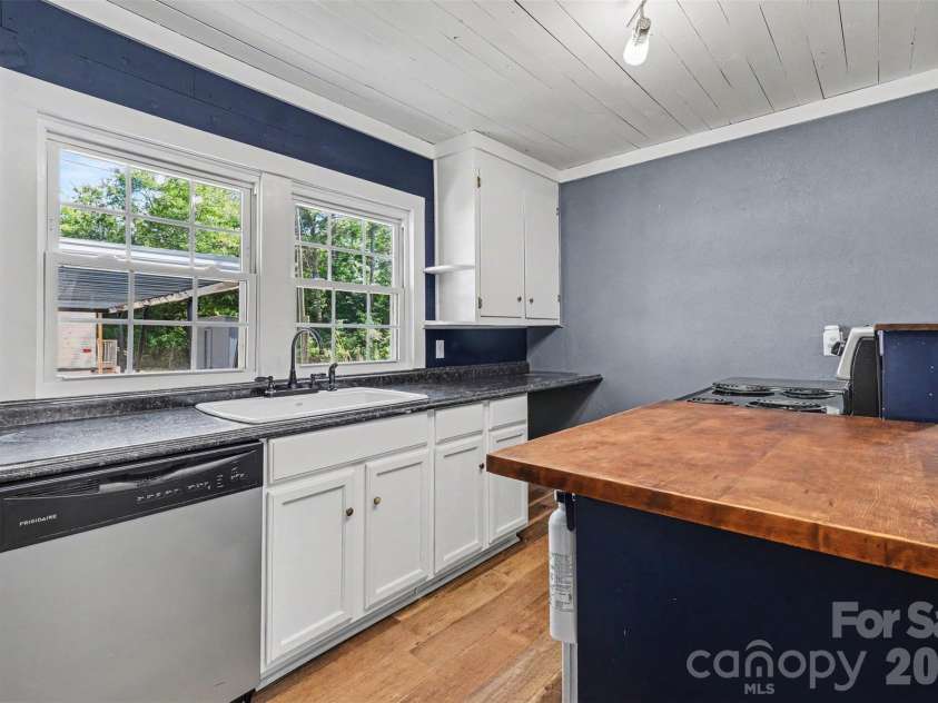 1786 Old Charles Street, Lancaster, SC 29720.  MLS# CAR4369898, YatesRealty ID 25563. 
