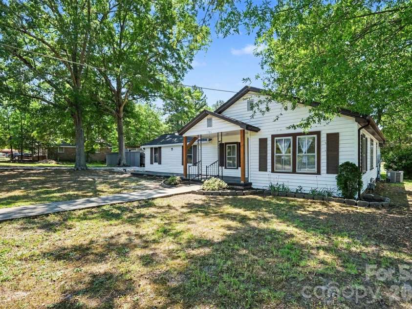 1786 Old Charles Street, Lancaster, SC 29720.  MLS# CAR4369898, YatesRealty ID 25563. 