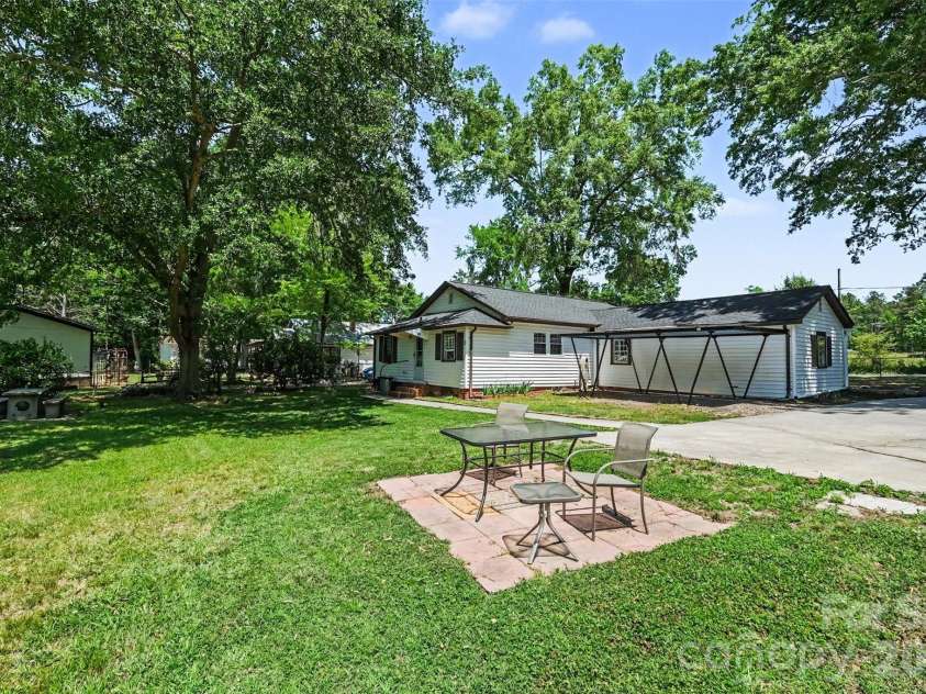 1786 Old Charles Street, Lancaster, SC 29720.  MLS# CAR4369898, YatesRealty ID 25563. 
