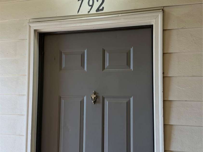 792 Davidson Street, Charlotte, NC 28202.  MLS# CAR4376379, YatesRealty ID 25564. 