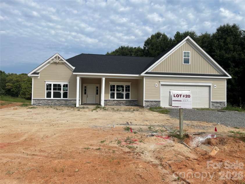 127 Windstone Crossing Trail, Troutman, NC 28166.  MLS# CAR4386148, YatesRealty ID 25565. 