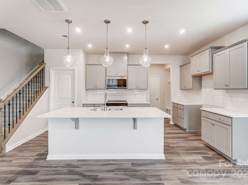 3916 Cheyney Park Drive, Charlotte, NC 28269.  MLS# CAR4280983, YatesRealty ID 25565. For representation purposes of floorplan only, actual homesite is under construction and design and structural options may vary