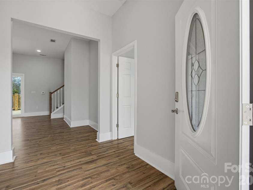 9067 McCray Farms Drive, Hickory, NC 28601.  MLS# CAR4353518, YatesRealty ID 25566. 