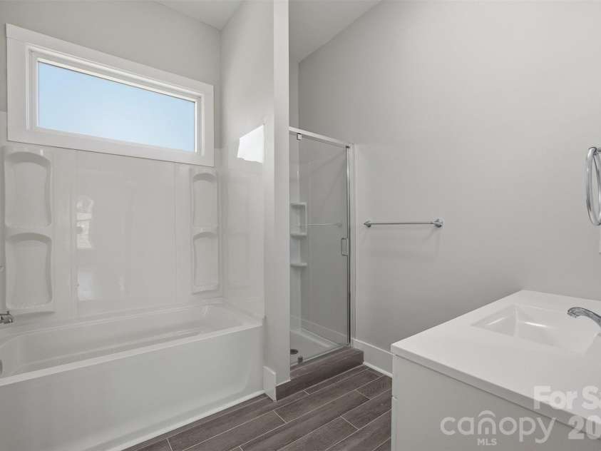 9067 McCray Farms Drive, Hickory, NC 28601.  MLS# CAR4353518, YatesRealty ID 25566. 