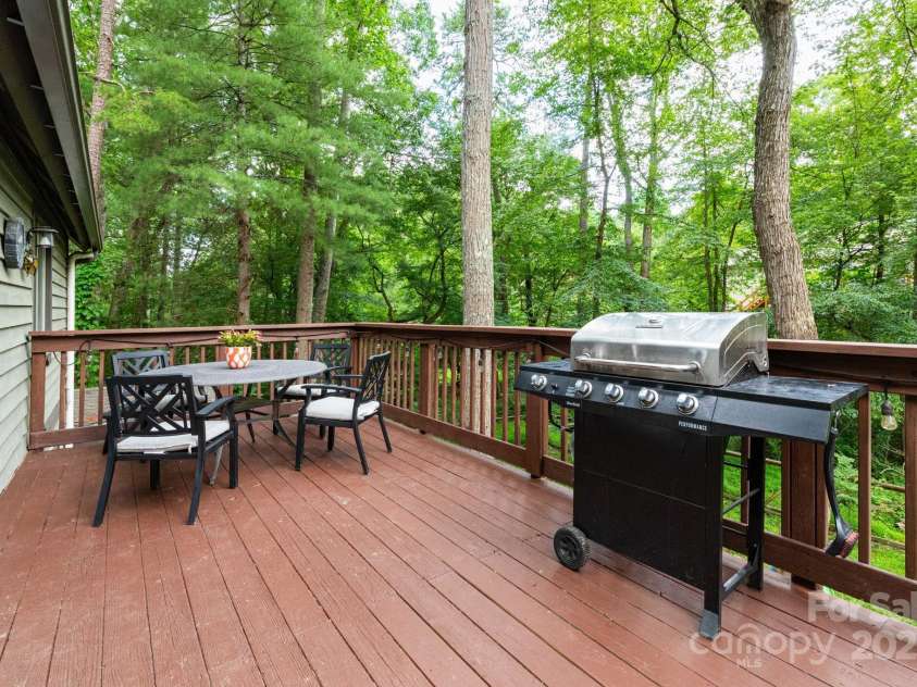 14 New Bern Drive, Fletcher, NC 28732.  MLS# CAR4277461, YatesRealty ID 25567. Back deck great for grilling