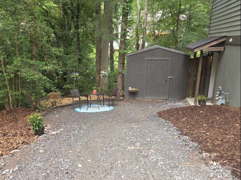 14 New Bern Drive, Fletcher, NC 28732.  MLS# CAR4277461, YatesRealty ID 25567. Entrance to studio apt