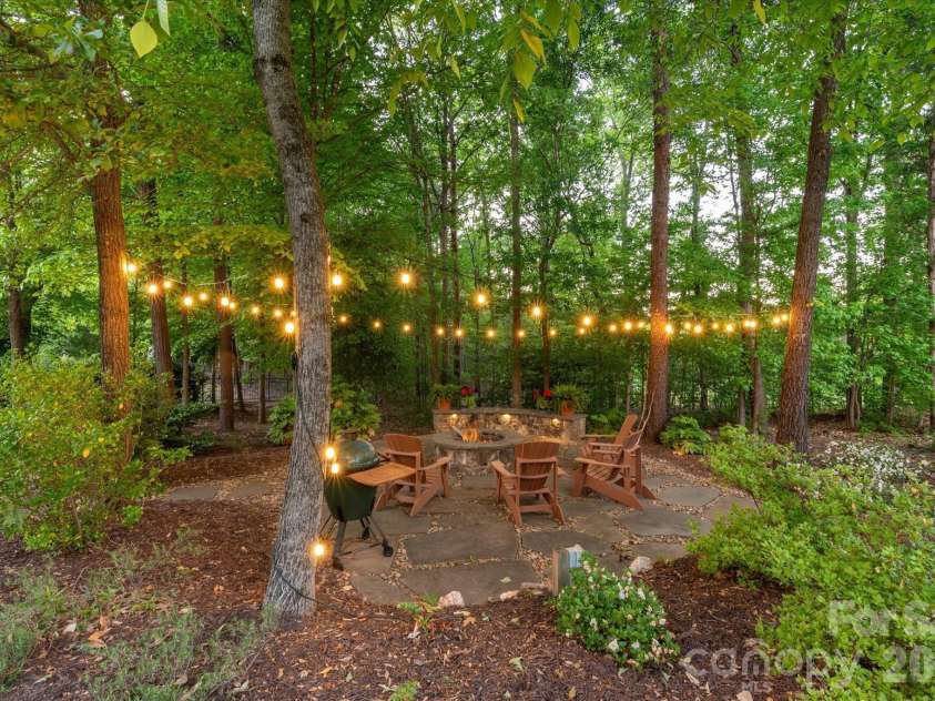 2217 Tatton Hall Road, Fort Mill, SC 29715.  MLS# CAR4372918, YatesRealty ID 25567. 