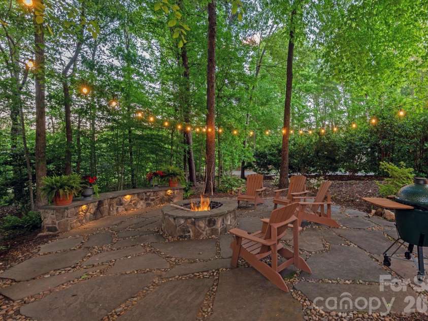 2217 Tatton Hall Road, Fort Mill, SC 29715.  MLS# CAR4372918, YatesRealty ID 25567. 