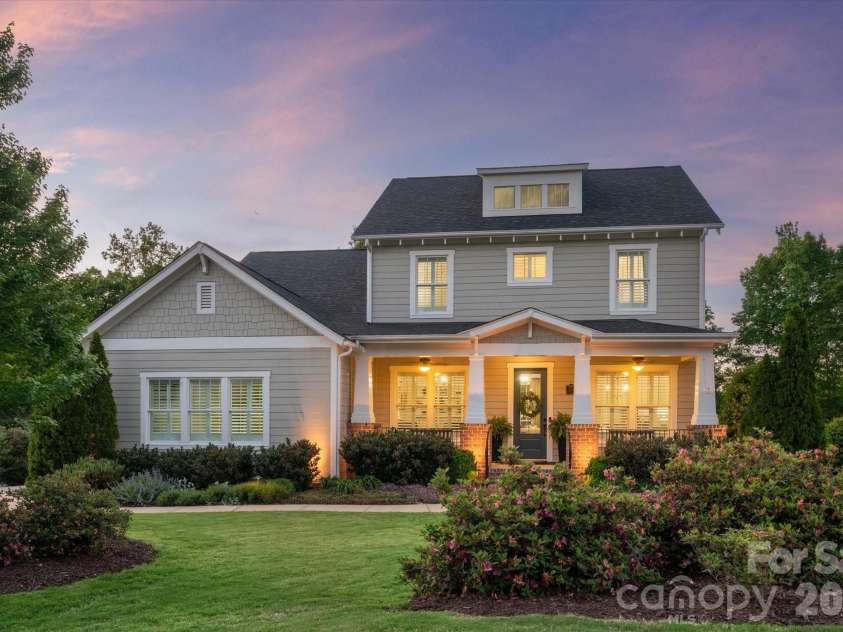 2217 Tatton Hall Road, Fort Mill, SC 29715.  MLS# CAR4372918, YatesRealty ID 25567. 