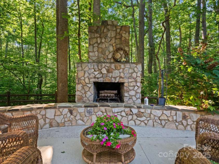 1899 Landry Lane, Rock Hill, SC 29732.  MLS# CAR4279074, YatesRealty ID 25568. 