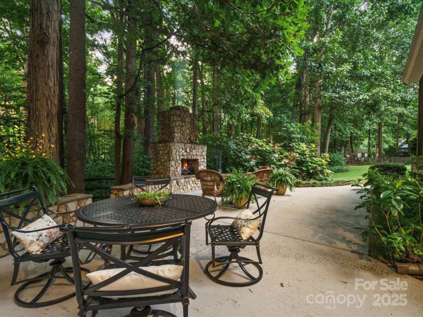 1899 Landry Lane, Rock Hill, SC 29732.  MLS# CAR4279074, YatesRealty ID 25568. 