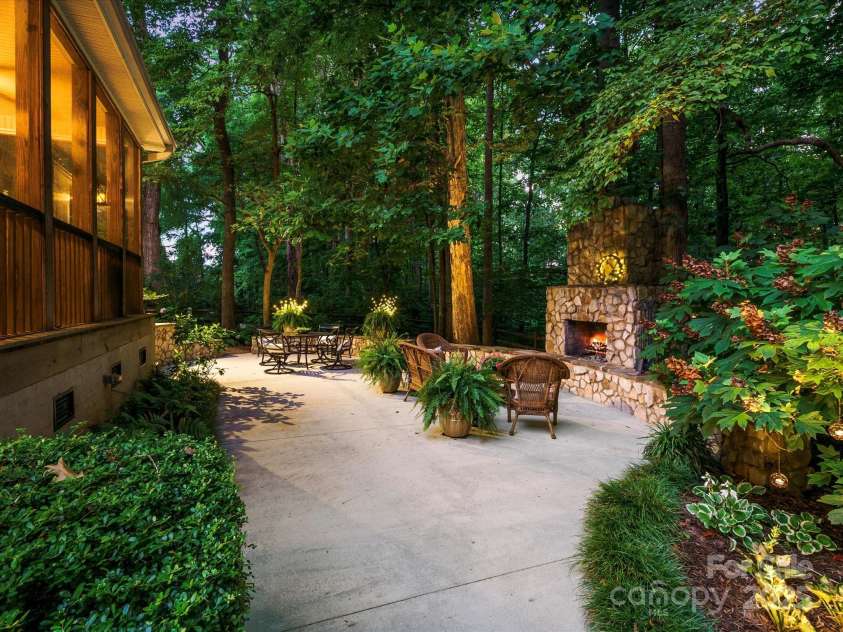 1899 Landry Lane, Rock Hill, SC 29732.  MLS# CAR4279074, YatesRealty ID 25568. 