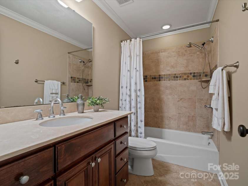 1899 Landry Lane, Rock Hill, SC 29732.  MLS# CAR4279074, YatesRealty ID 25568. 