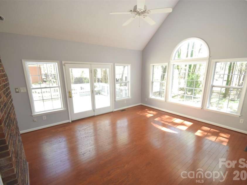 2336 Mill House Lane, Matthews, NC 28104.  MLS# CAR4362961, YatesRealty ID 25568. 