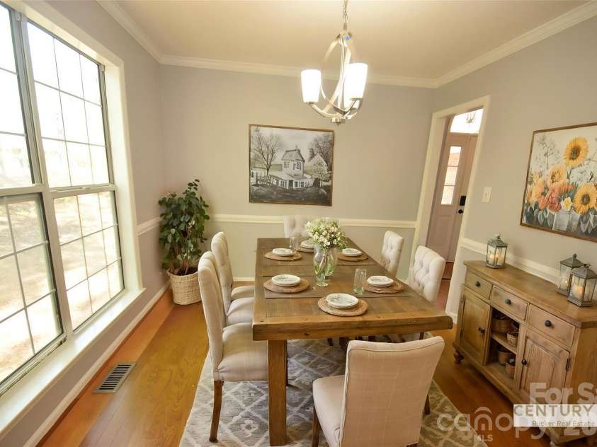 2336 Mill House Lane, Matthews, NC 28104.  MLS# CAR4362961, YatesRealty ID 25568. 