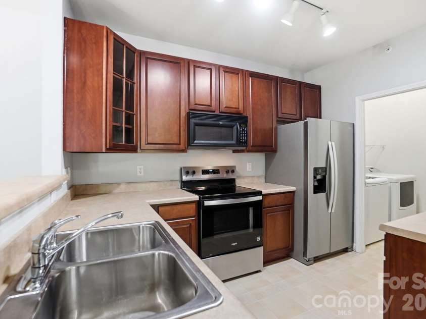11919 Ridgeway Park Drive, Charlotte, NC 28277.  MLS# CAR4384868, YatesRealty ID 25569. 