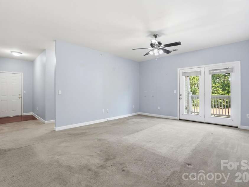 11919 Ridgeway Park Drive, Charlotte, NC 28277.  MLS# CAR4384868, YatesRealty ID 25569. 