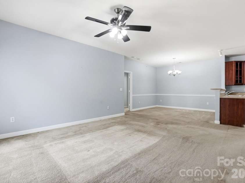 11919 Ridgeway Park Drive, Charlotte, NC 28277.  MLS# CAR4384868, YatesRealty ID 25569. 