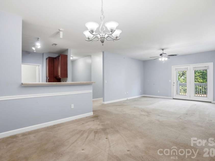 11919 Ridgeway Park Drive, Charlotte, NC 28277.  MLS# CAR4384868, YatesRealty ID 25569. 