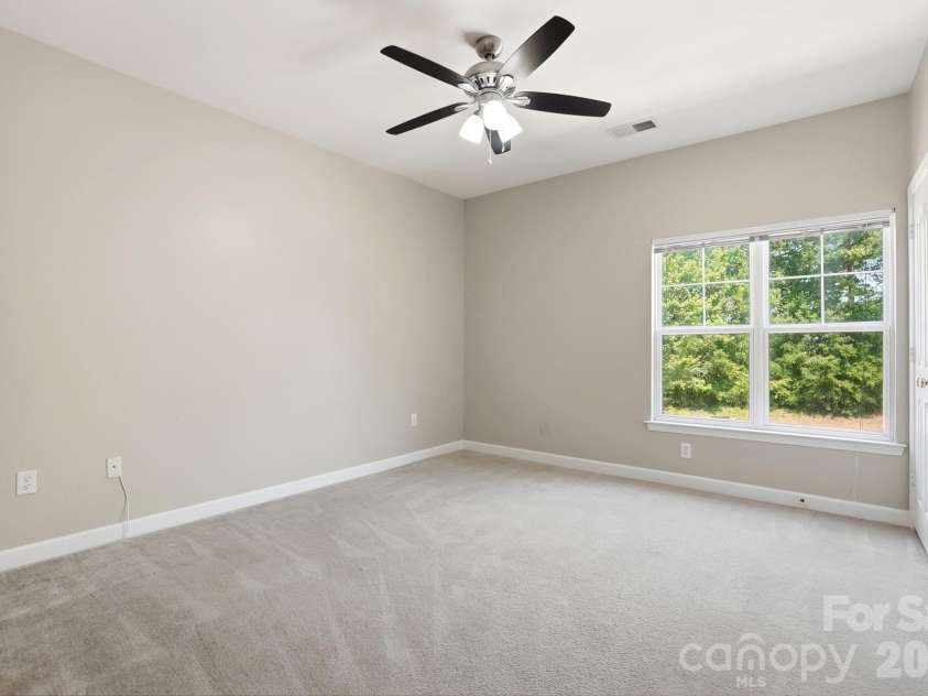 11919 Ridgeway Park Drive, Charlotte, NC 28277.  MLS# CAR4384868, YatesRealty ID 25569. 