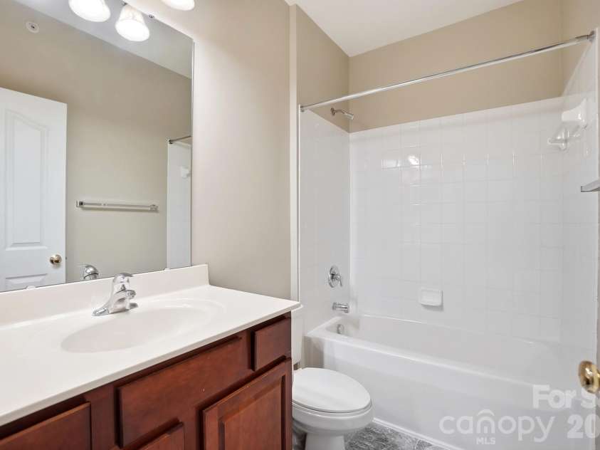 11919 Ridgeway Park Drive, Charlotte, NC 28277.  MLS# CAR4384868, YatesRealty ID 25569. 