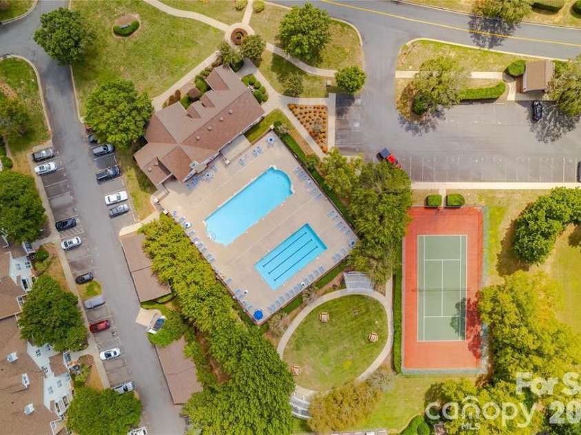 11919 Ridgeway Park Drive, Charlotte, NC 28277.  MLS# CAR4384868, YatesRealty ID 25569. 