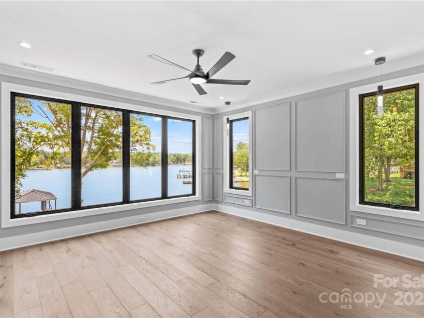 242 Shoreline Loop, Mooresville, NC 28117.  MLS# CAR4254091, YatesRealty ID 25569. 