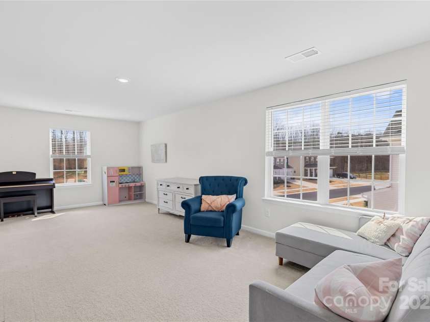 367 Kennerly Center Drive, Mooresville, NC 28115.  MLS# CAR4231882, YatesRealty ID 2557. Large bonus room