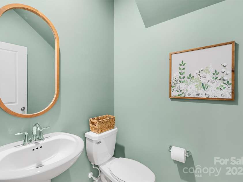 367 Kennerly Center Drive, Mooresville, NC 28115.  MLS# CAR4231882, YatesRealty ID 2557. Main Level Powder Room