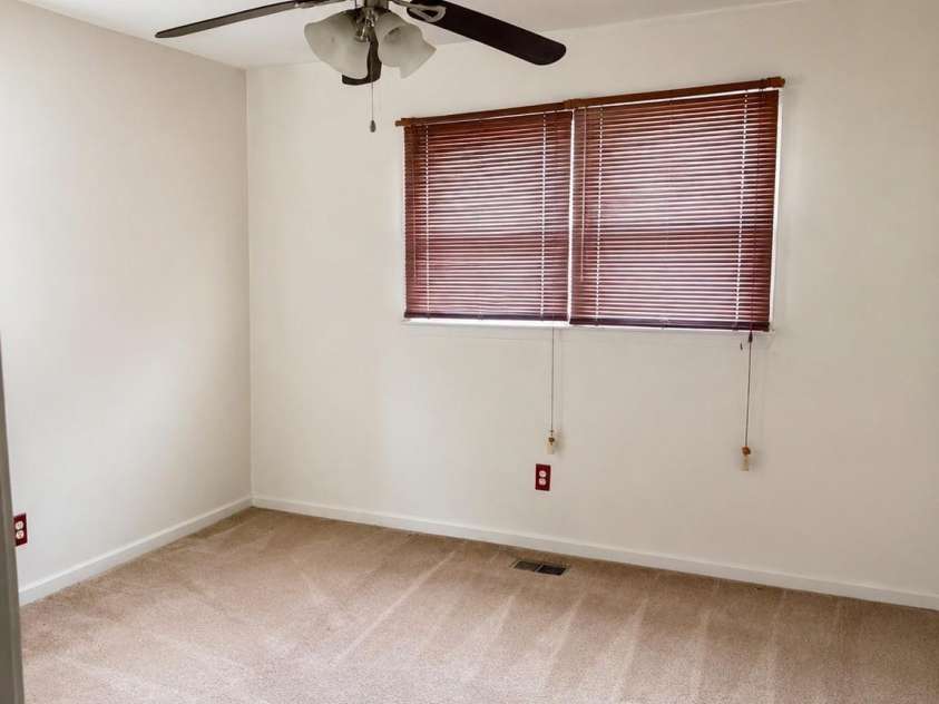 405 Isom Street, Lancaster, SC 29720.  MLS# CAR4385867, YatesRealty ID 25570. 