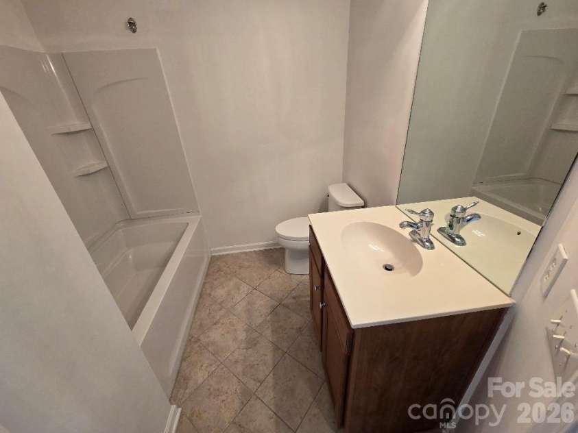 29048 Eagle Lane, Fort Mill, SC 29707.  MLS# CAR4344904, YatesRealty ID 25571. 