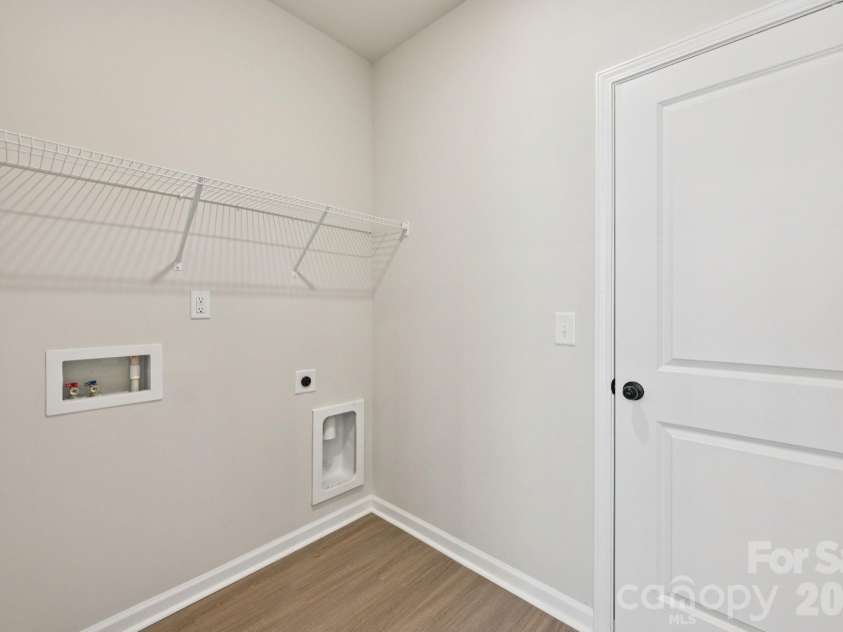 820 Willow Estates Drive, Shelby, NC 28150.  MLS# CAR4373998, YatesRealty ID 25572. 