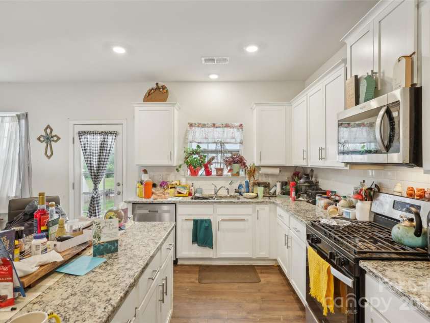 3985 Village Boulevard, Conover, NC 28613.  MLS# CAR4259381, YatesRealty ID 25573. 