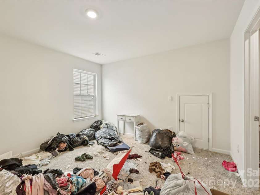 3985 Village Boulevard, Conover, NC 28613.  MLS# CAR4259381, YatesRealty ID 25573. 