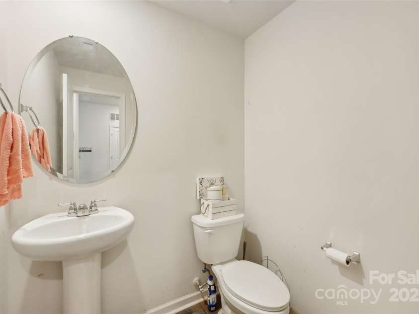 3985 Village Boulevard, Conover, NC 28613.  MLS# CAR4259381, YatesRealty ID 25573. 