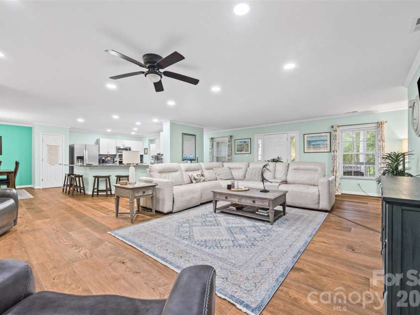 291 Education Lane, York, SC 29745.  MLS# CAR4386152, YatesRealty ID 25575. 