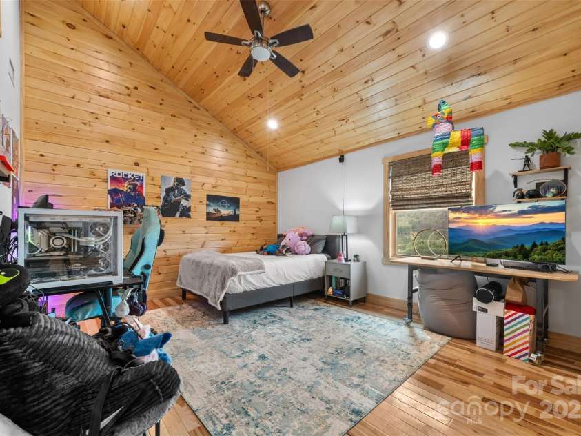 527 Cedar Trail, Fleetwood, NC 28626.  MLS# CAR4271536, YatesRealty ID 25576. Second Bedroom Upstairs