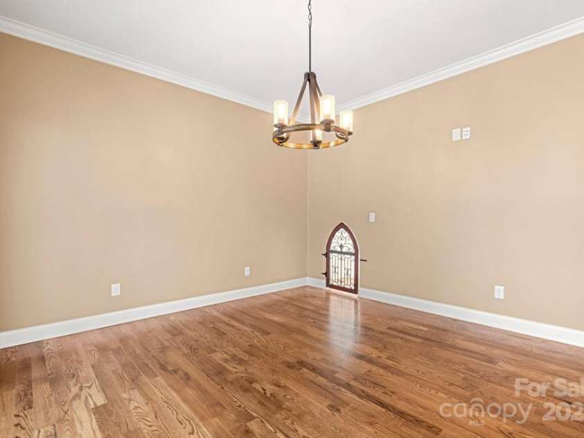 7545 Haley Lane, Indian Land, SC 29707.  MLS# CAR4215589, YatesRealty ID 25577. Dining area w/pet nook door