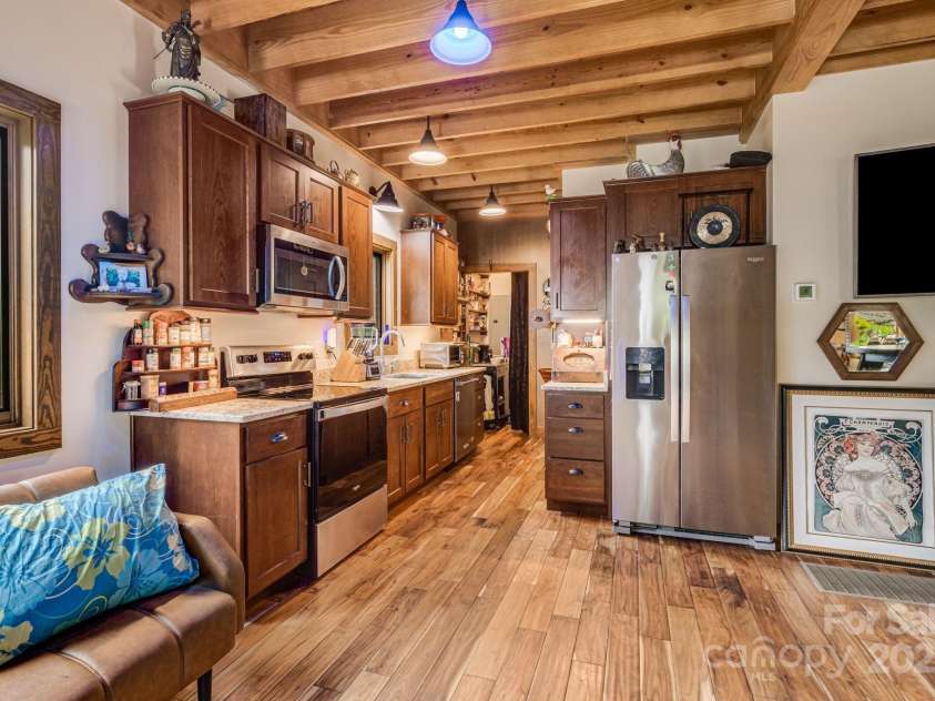 43 Dillingham Estates Trail, Swannanoa, NC 28778.  MLS# CAR4324806, YatesRealty ID 2558. 