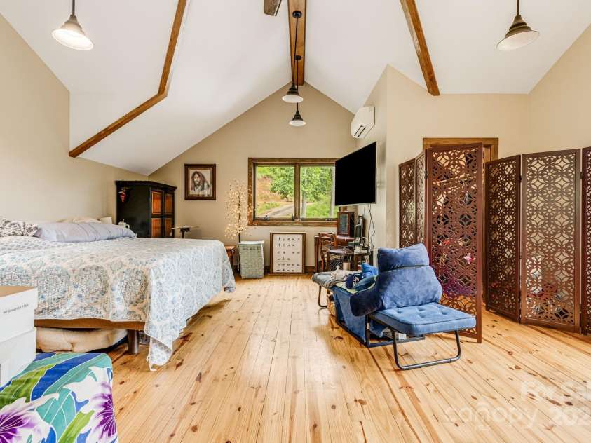 43 Dillingham Estates Trail, Swannanoa, NC 28778.  MLS# CAR4324806, YatesRealty ID 2558. 