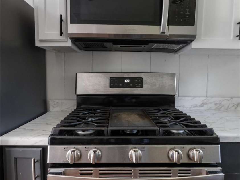 351 Dove Haven Lane, Hendersonville, NC 28791.  MLS# CAR4276592, YatesRealty ID 25581. 