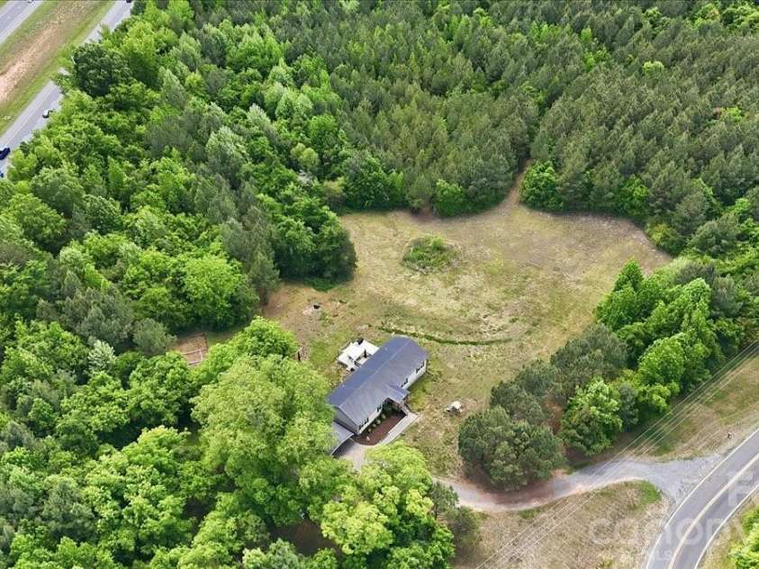 567 Godbey Road, Mocksville, NC 27028.  MLS# CAR4379299, YatesRealty ID 25581. 