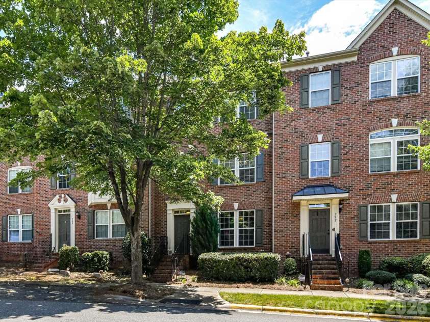 756 Naramore Street, Davidson, NC 28036.  MLS# CAR4284333, YatesRealty ID 25582. 