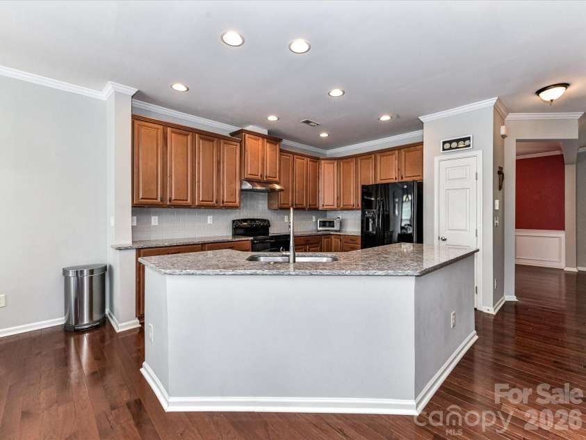 756 Naramore Street, Davidson, NC 28036.  MLS# CAR4284333, YatesRealty ID 25582. 