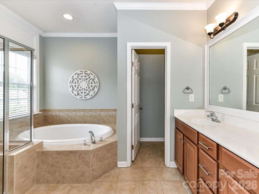 756 Naramore Street, Davidson, NC 28036.  MLS# CAR4284333, YatesRealty ID 25582. 
