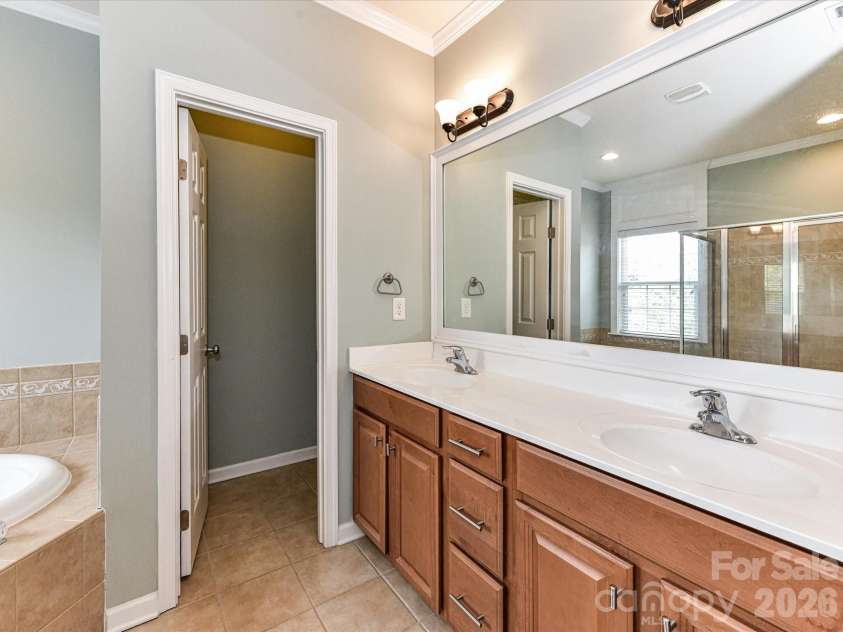 756 Naramore Street, Davidson, NC 28036.  MLS# CAR4284333, YatesRealty ID 25582. 